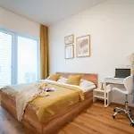 Apartino - Free Parking, Ac, View Balcony, Nespresso, Netflix