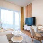 شقة Apartino - Free Parking, Ac, View Balcony, Nespresso, Netflix *