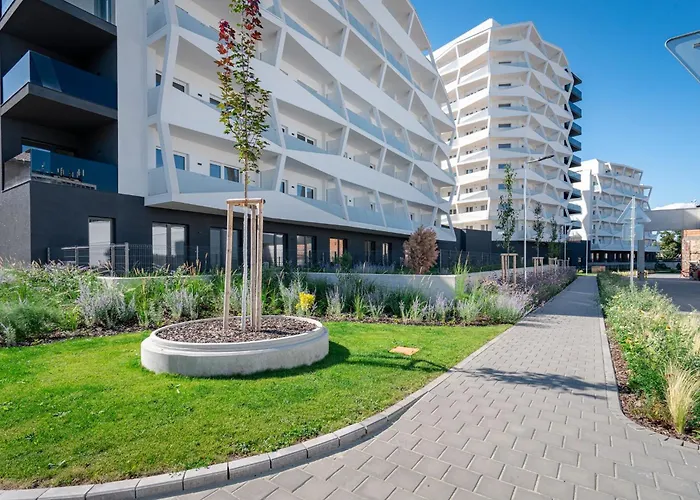 アパート Apartino - Free Parking, View Balcony, Nespresso, Netflix Komarov