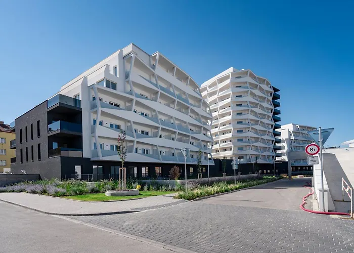 アパート Apartino - Free Parking, View Balcony, Nespresso, Netflix *