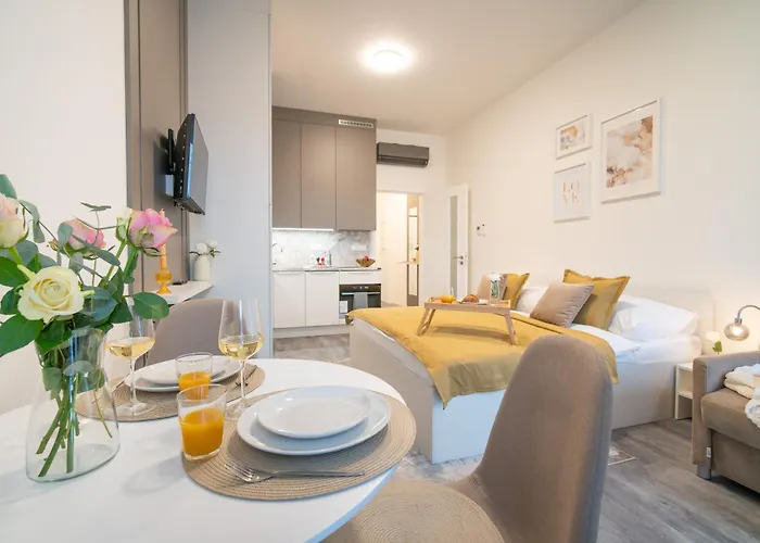 アパート Apartino - Free Parking, View Balcony, Nespresso, Netflix *