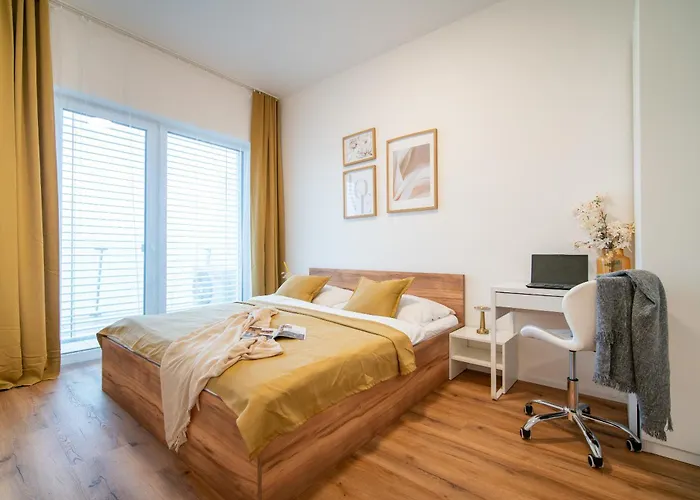 Apartino - Free Parking, View Balcony, Nespresso, Netflix