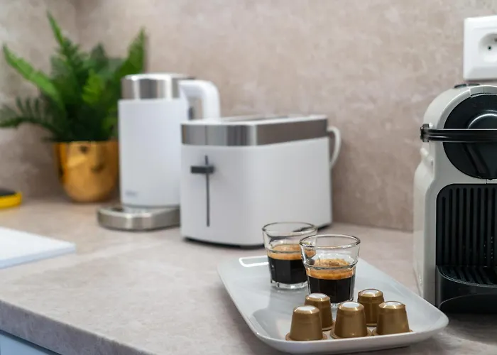 Apartino - Free Parking, View Balcony, Nespresso, Netflix アパート *