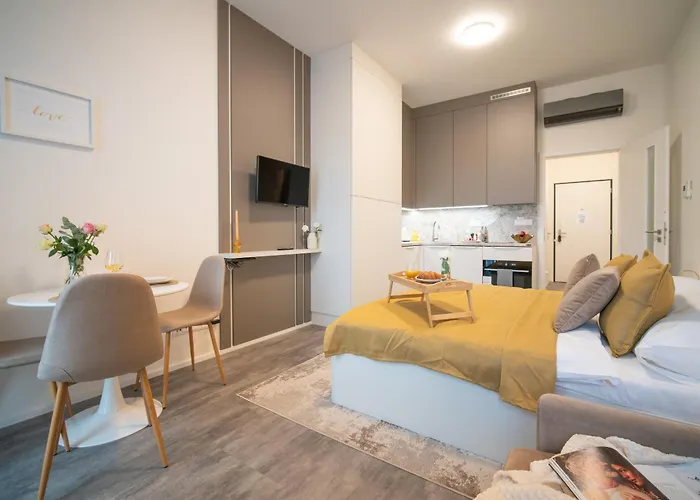 Apartino - Free Parking, View Balcony, Nespresso, Netflix アパート *