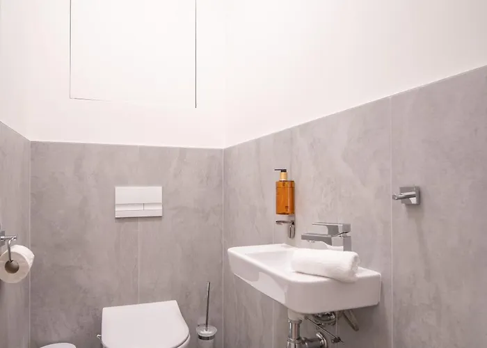 Apartino - Free Parking, View Balcony, Nespresso, Netflix アパート