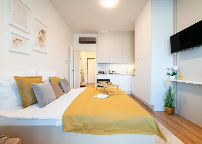 Apartino - Free Parking, Ac, View Balcony, Nespresso, Netflix Appartamento